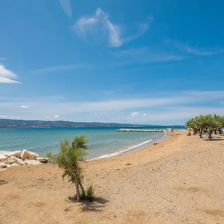 Apartment Duce Beach شقة