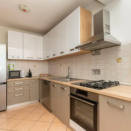 Apartment Duce Beach شقة