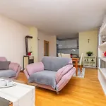 Apartment Duce Beach * Duće