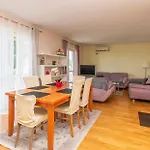 Apartament Apartment Duce Beach