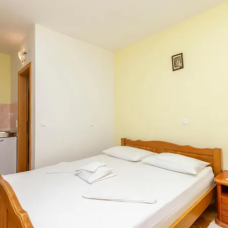 Apartment Duce Beach Апартаменты *