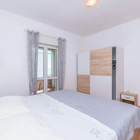 Apartment Duce Beach Apartment Duće